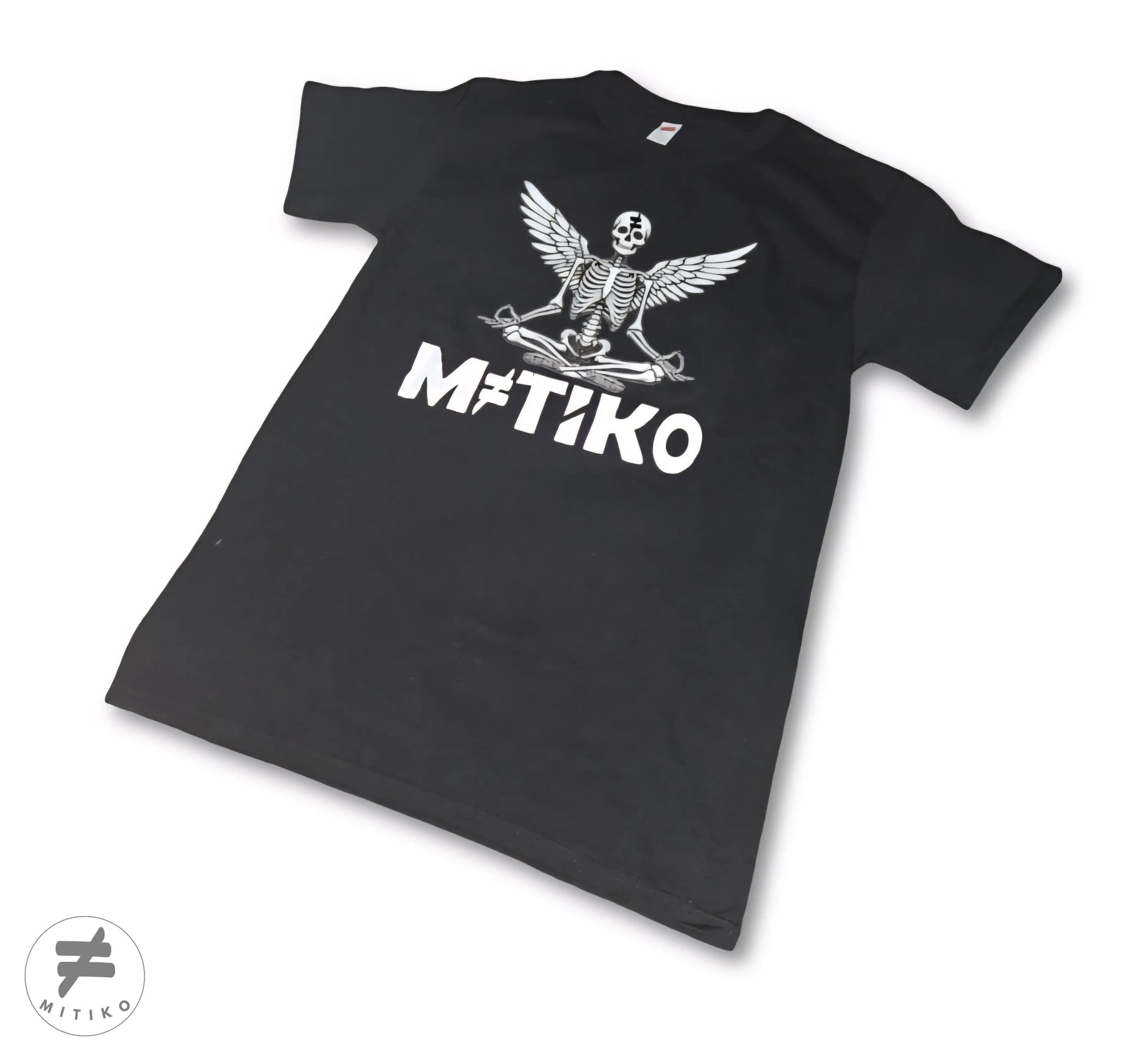 Ascended Sukhasana Tee Mitiko